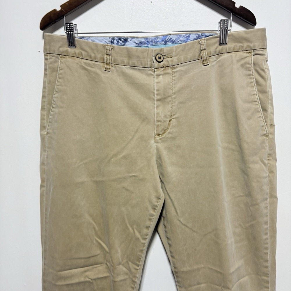 Tommy Bahama Pants Mens 36 X 32 Tan Khaki Chino Cotton Stretch Straight Leg - Picture 2 of 8
